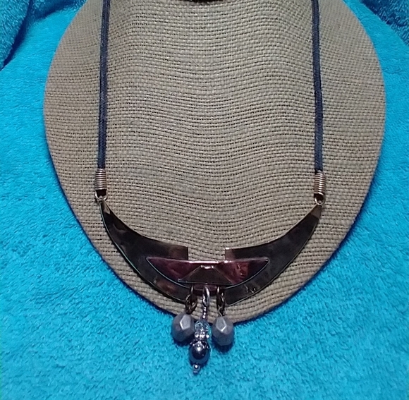 Elegant Brass Copper Silver Necklace with Geometric Accents handmade - Picture 4 of 4